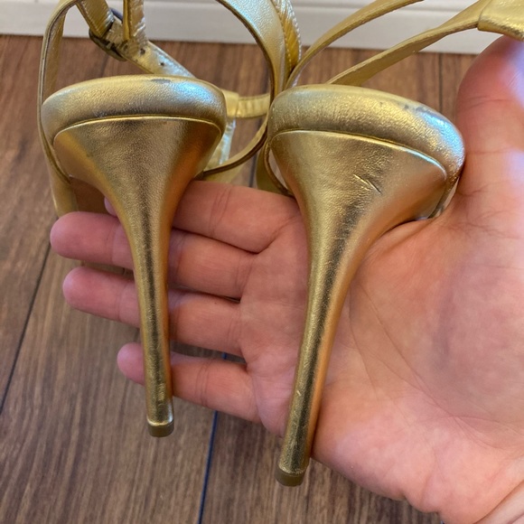 🌸 BCBG gold t strap heels - Picture 5 of 10